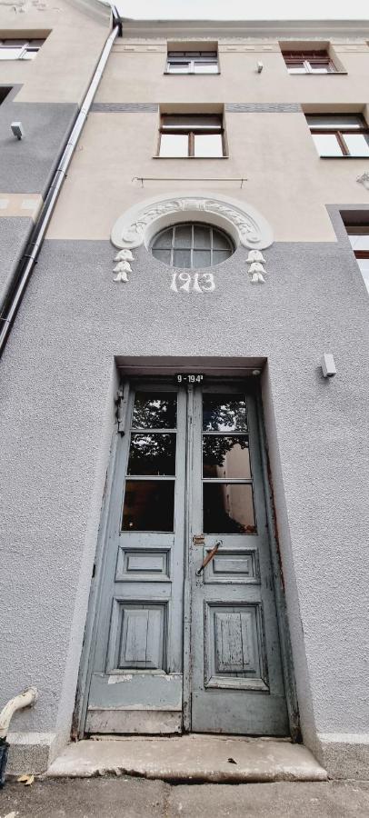 V311 Apartment Riga Bagian luar foto